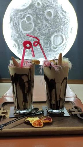 عکس کافه دارچین