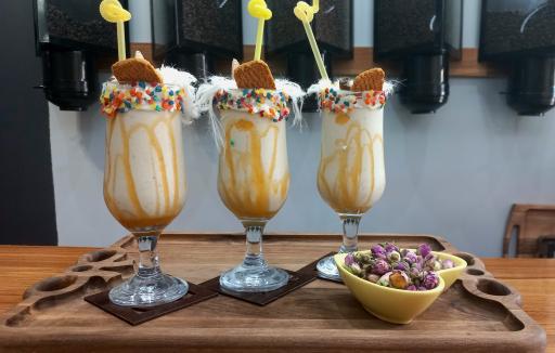 عکس کافه دارچین