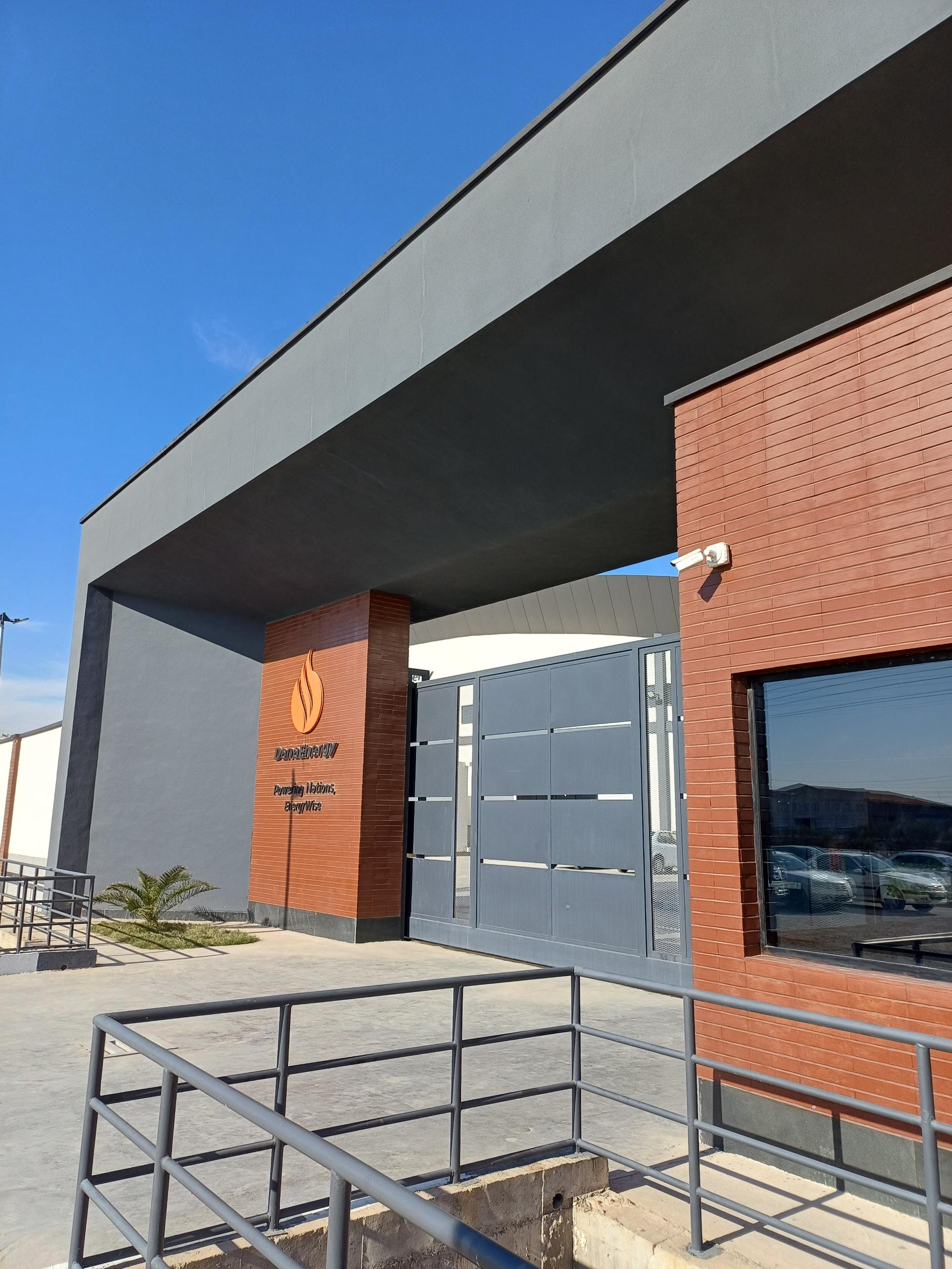 عکس پایگاه پشتیبانی شرکت انرژی دانا