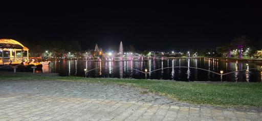 عکس دریاچه مصنوعی