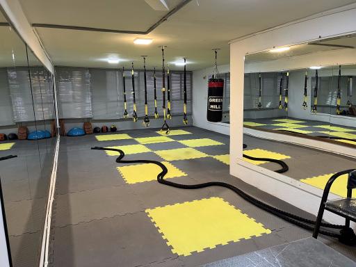 عکس باشگاه ورزشی فارمیس