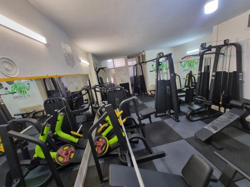 عکس باشگاه ورزشی فارمیس