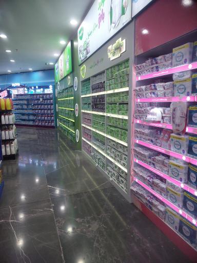 عکس فروشگاه قدیمی نعمت آباد