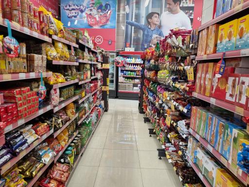 عکس افق کوروش شعبه اقلید میدان عاشورا