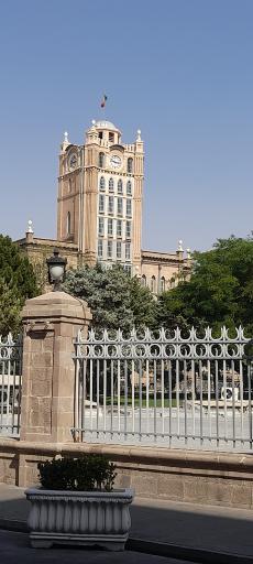 عکس کاخ موزه عمارت شهرداری (برج ساعت)