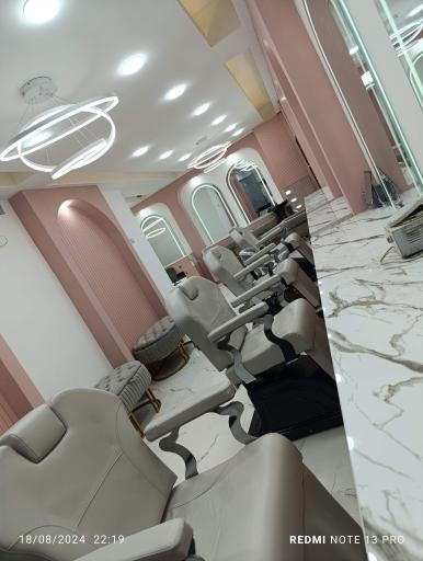 سالن زیبایی ارکیده شرقی 