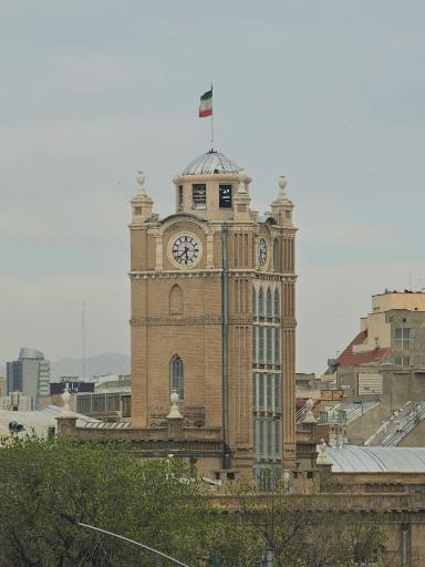 عکس کاخ موزه عمارت شهرداری (برج ساعت)