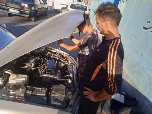 عکس بوستر ترمز نورآبادی