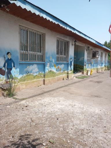 عکس دبستان شهید اردشیر مهرگان