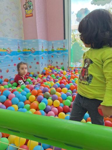 عکس خانه بازی رنگین کمان 