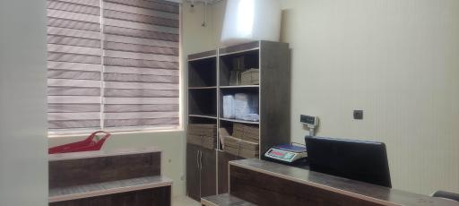 عکس دفتر پیشخوان دولت و پست شهران 1996