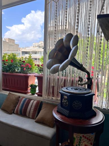 عکس کافه رِوِرانس