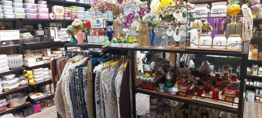 پلاستیک خانه زیبا