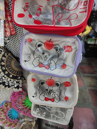 عکس بدلیجات و اکسسوری منوچهری