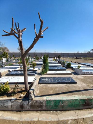 عکس قبرستان فیروزآباد
