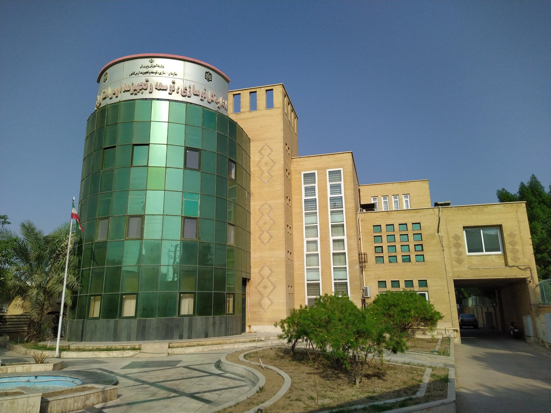 اداره کل نوسازی ، توسعه و تجهیز مدارس استان بوشهر عاشوری، بوشهر - نقشه نشان