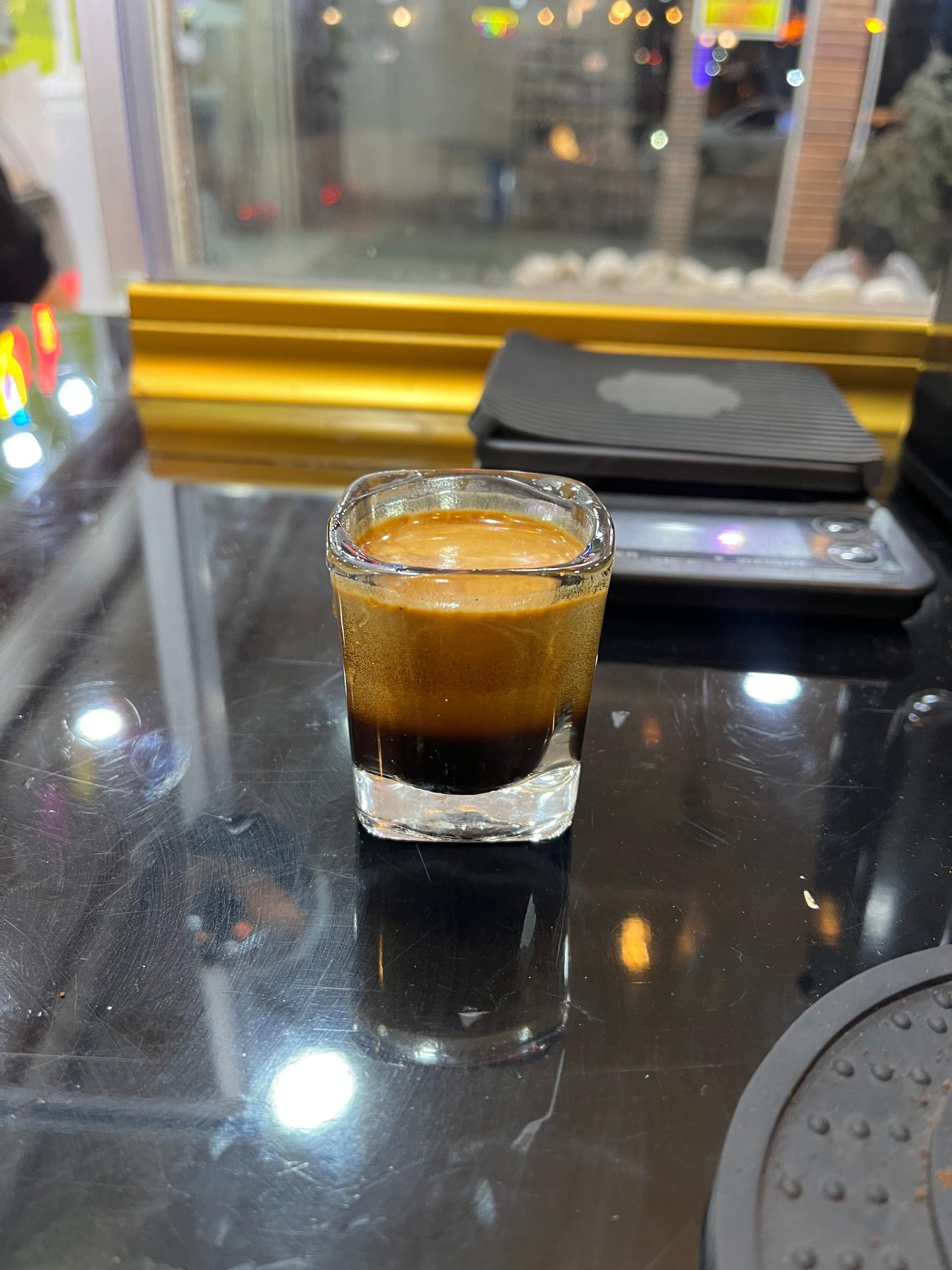 عکس آبمیوه و بستنی نعمت