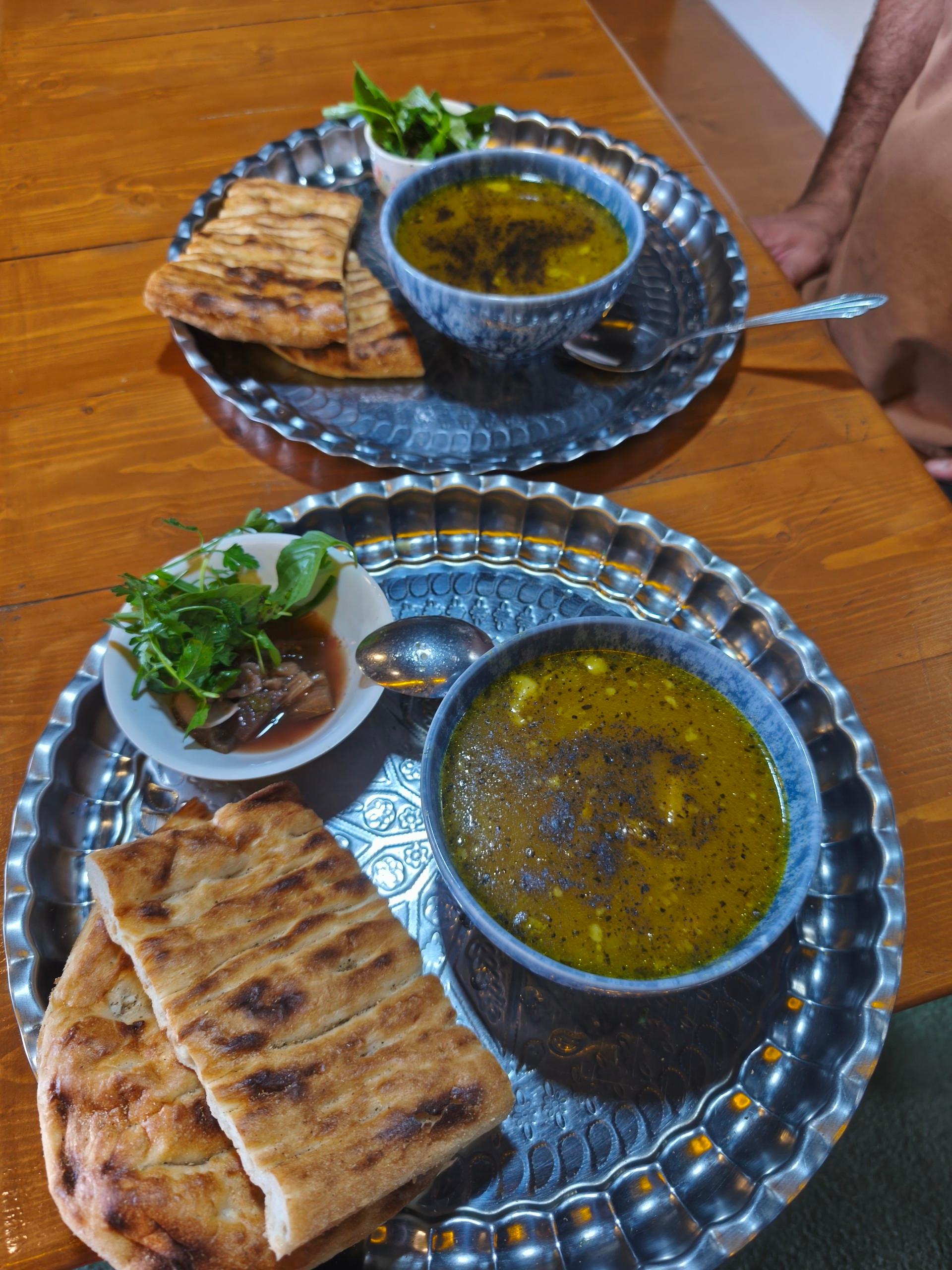 عکس کافه صبحانه کارما
