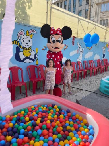 عکس دبستان و پیش دبستانی دخترانه آوازه