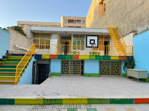 عکس دبستان و پیش دبستانی دخترانه آوازه