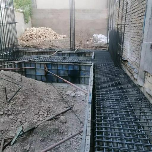 عکس کارگاه تیرچه بلوک و جرثقیل آبسری