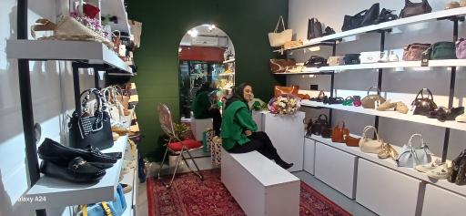 عکس فروشگاه کیف و کفش لیلیوم 