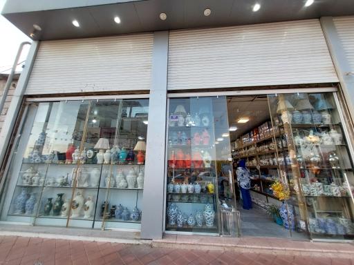 عکس پرشین گلف نجفی (دکوری وگل وگلدان)