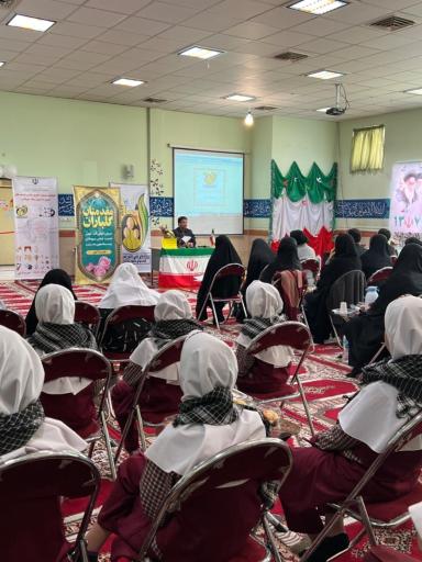 عکس دبستان دخترانه 9 دی