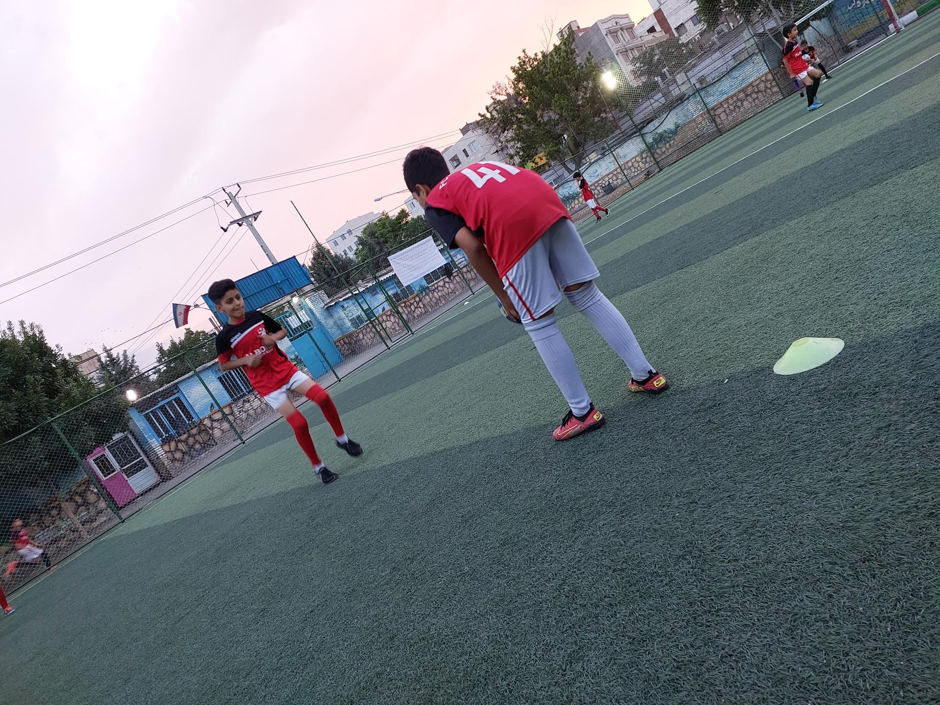 عکس باشگاه و مدرسه فوتبال البرز خراسان رضوی