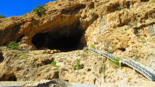 عکس غارهای پیش از تاریخ تنگ تیکاب کازرون