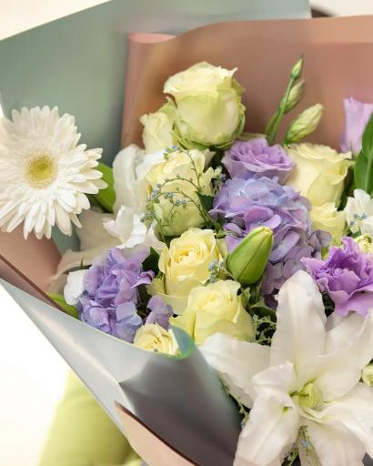 عکس گل فروشی آنلاین ماندنی