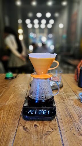 کافه تیتانیوم