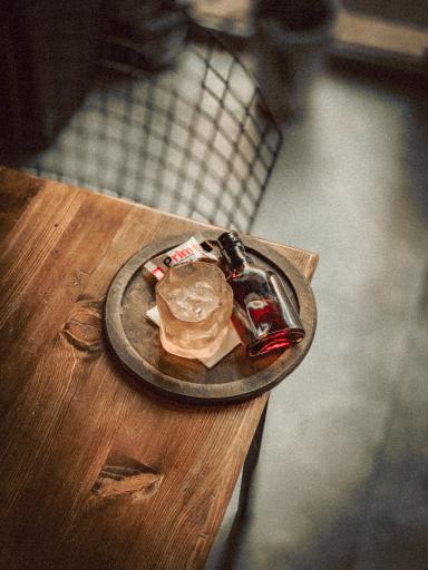 کافه تیتانیوم