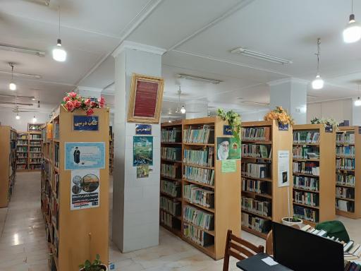 عکس کتابخانه امامزاده جعفر(ع)