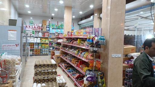 عکس هایپر مارکت براتی 