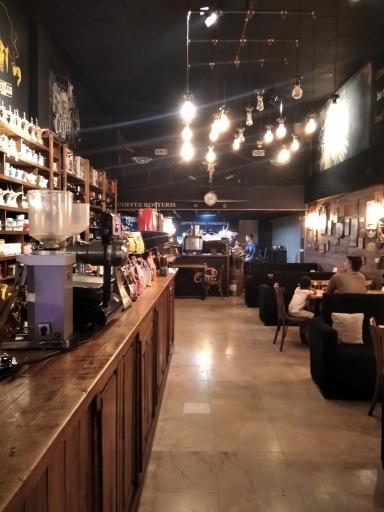 عکس کافه رستوری بلک استار