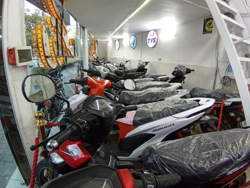 عکس اتوسیکلت پاسارگاد 