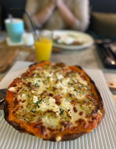 عکس پیتزا چمن