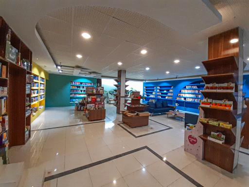 عکس کتاب واحه