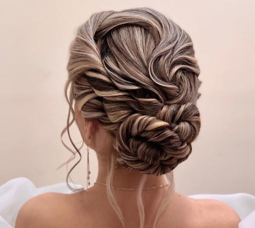 عکس آموزشگاه و سالن زیبایی پلک