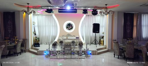 عکس تالار رستوران حامی