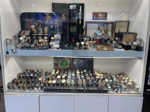 عکس گالری ساعت احمد خرم