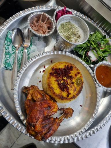 عکس کبابسرا و دیزی سرا شاهان 