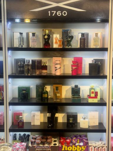 عکس عطریات آمیتیس