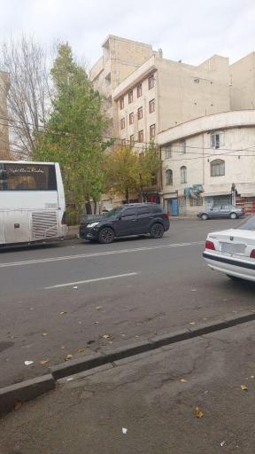 مفتکده کیف و کفش کوروش