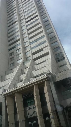 عکس برج آسمان