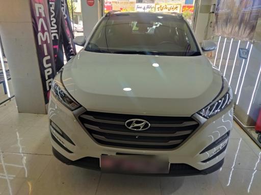 عکس کارشناسی رنگ و فنی خودرو کارا