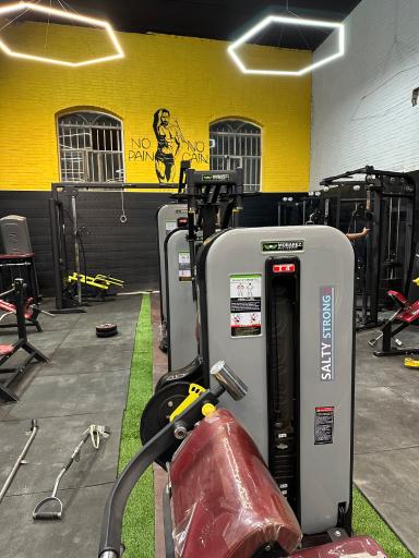 باشگاه نشاط 