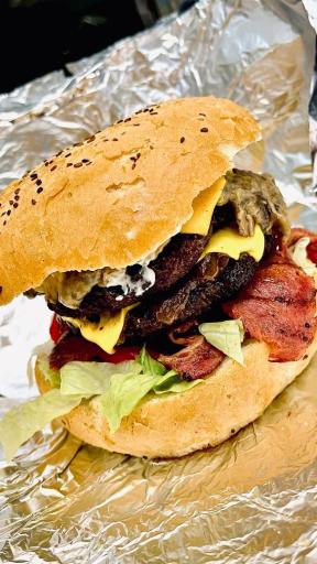 فست فود بست برگر