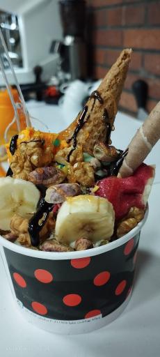 عکس بستنی و آبمیوه مخصوص گنجی گرمی